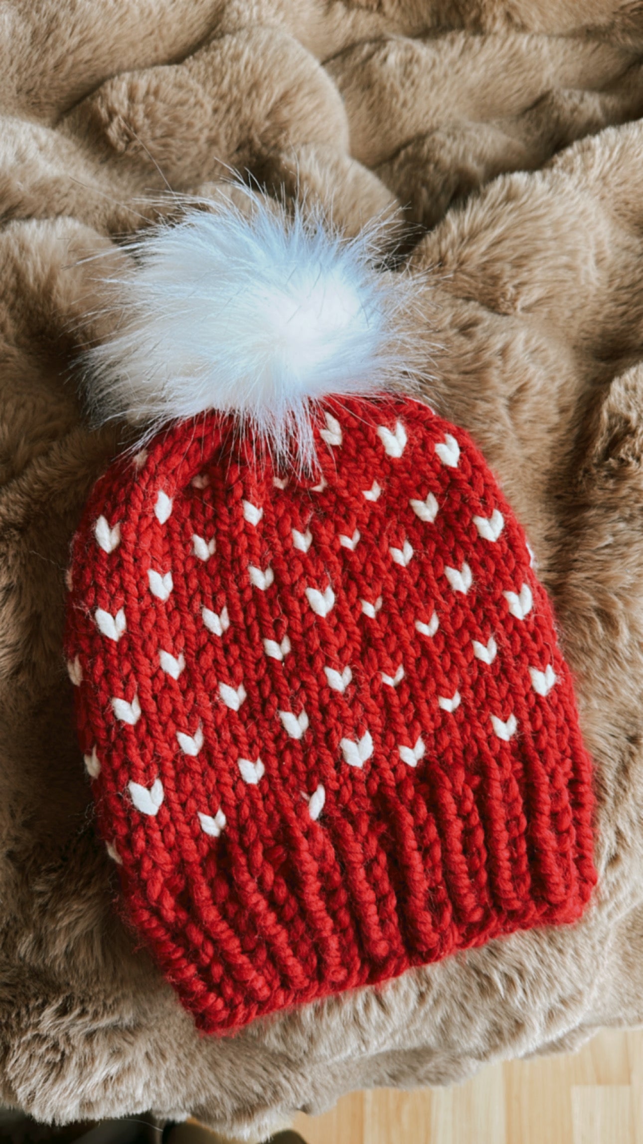 Child Hand Knit Hat❤️