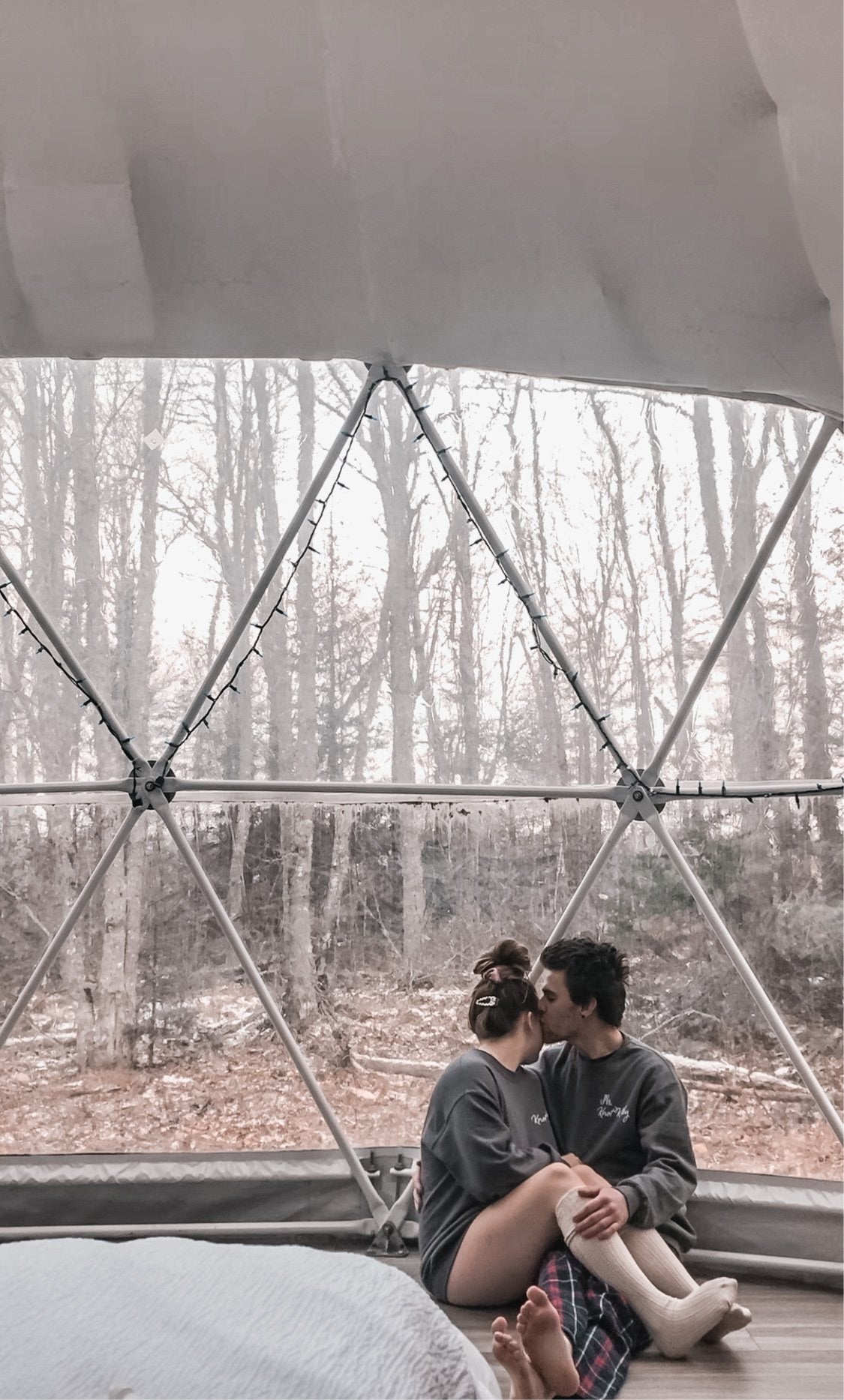 Knot Kinky Crewneck 💕