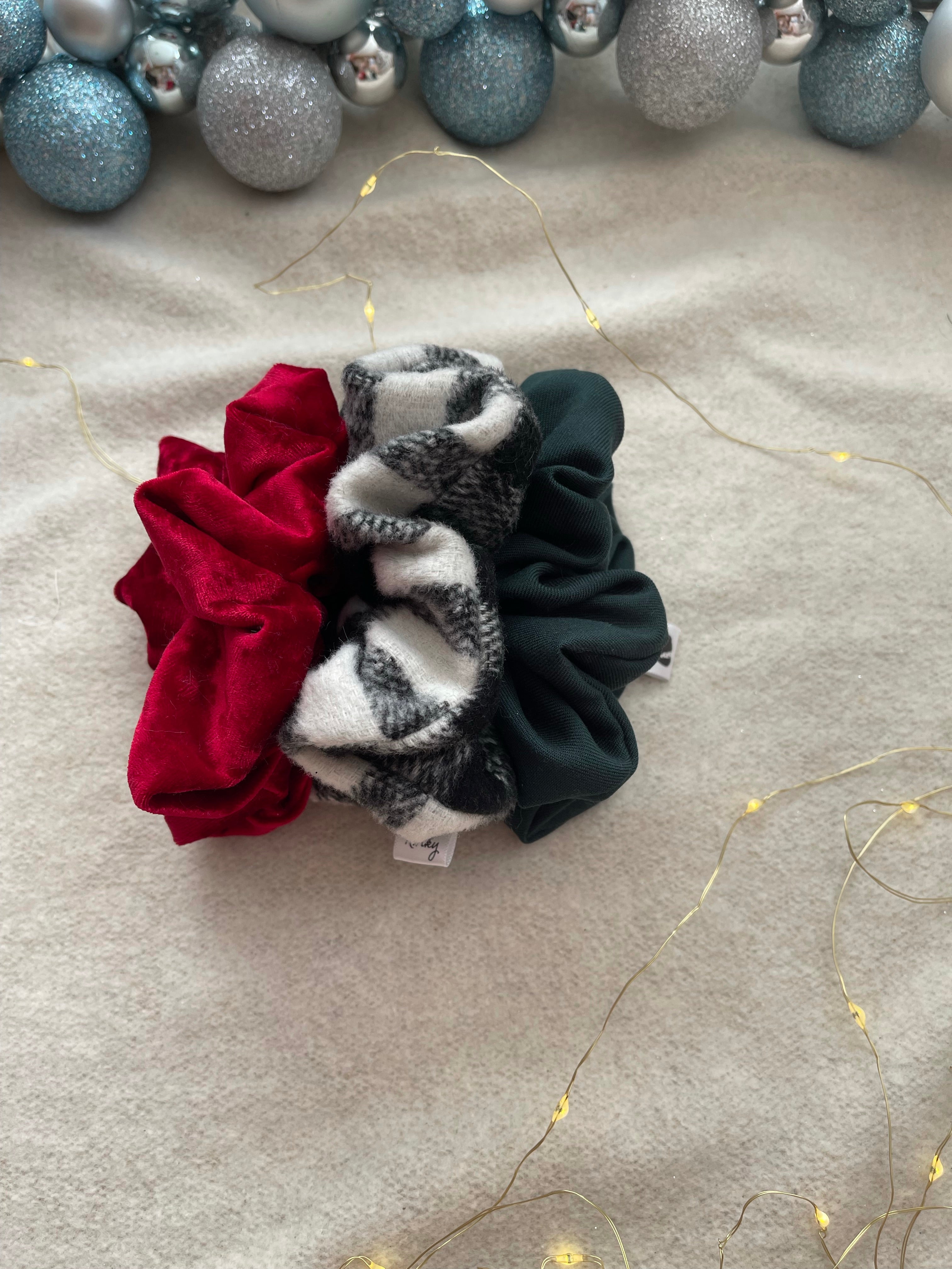 Check The Halls 🎶